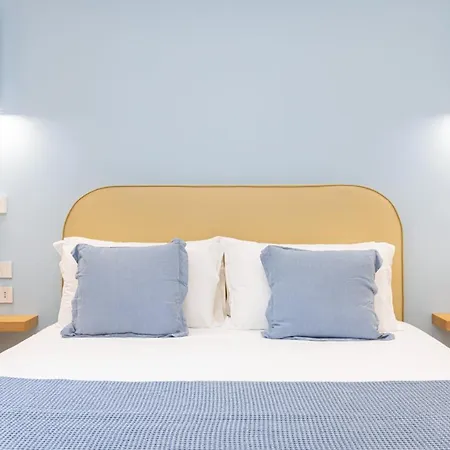 Syrrenton Πανσιόν 4*