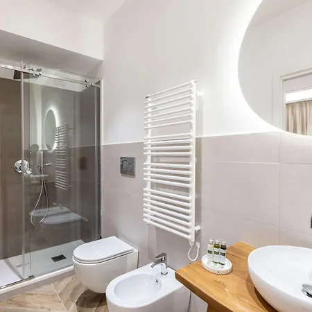 Πανσιόν Syrrenton 4*
