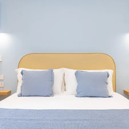 Syrrenton Πανσιόν 4*