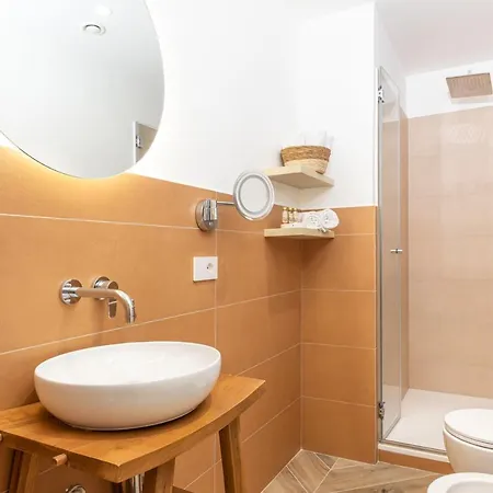 Syrrenton Guest house
